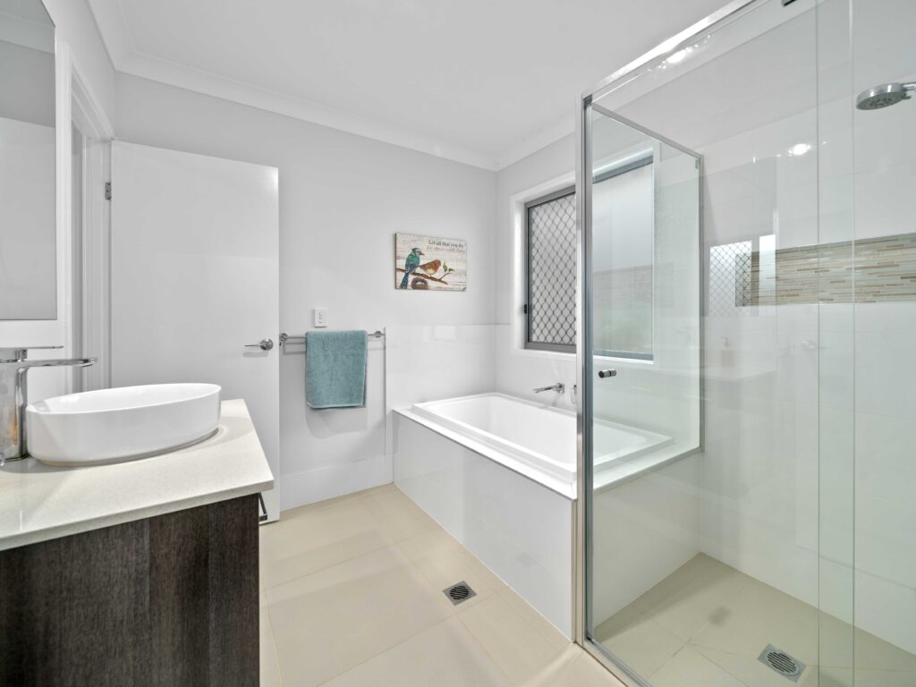24 Jaffray Street, Bellbird Park, QLD 4300