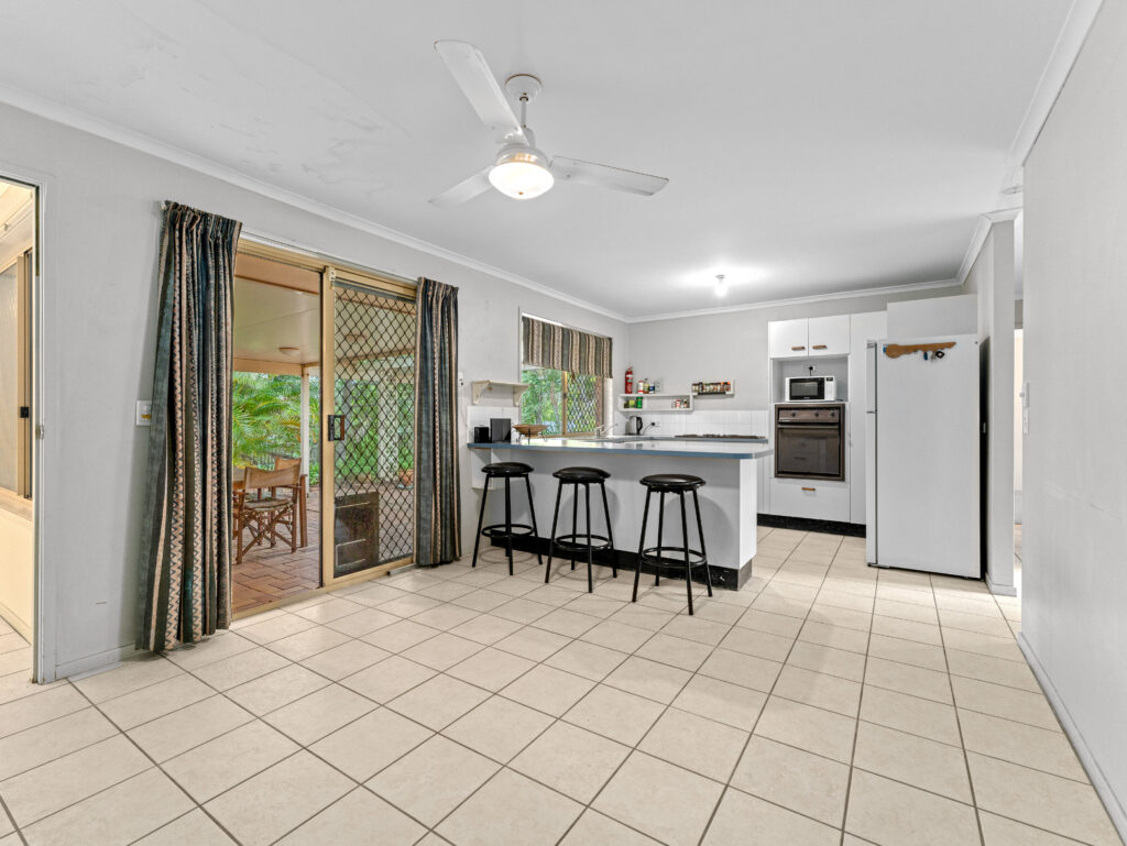 25 Drummond Street, Sinnamon Park, QLD 4073