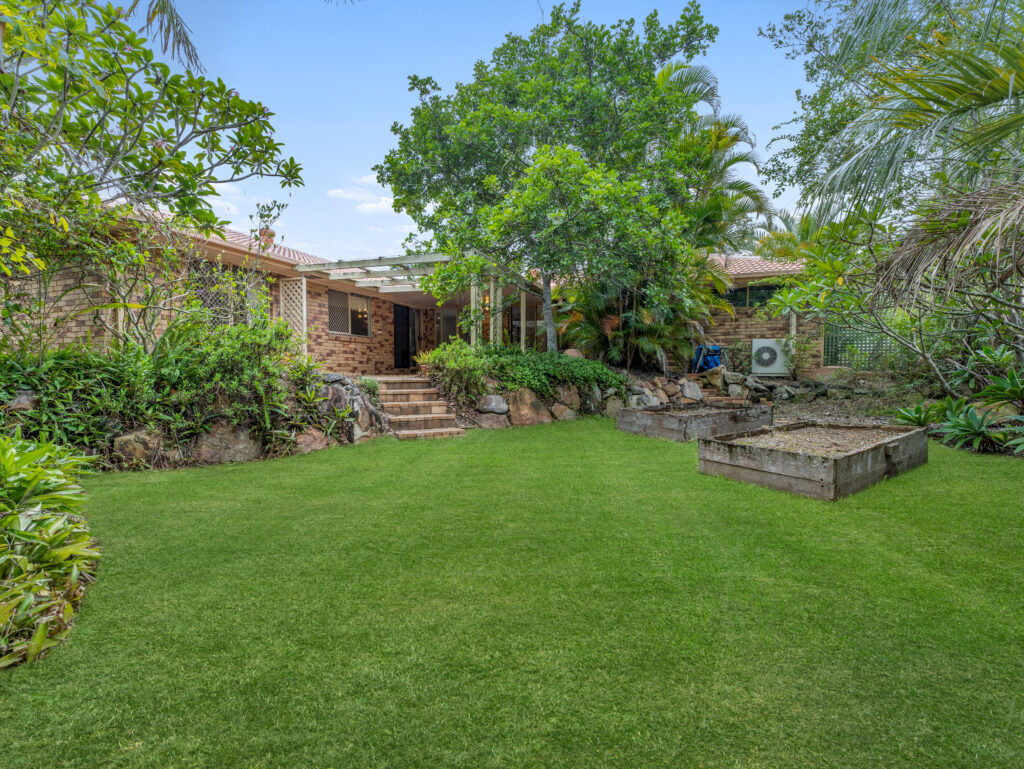 25 Drummond Street, Sinnamon Park, QLD 4073