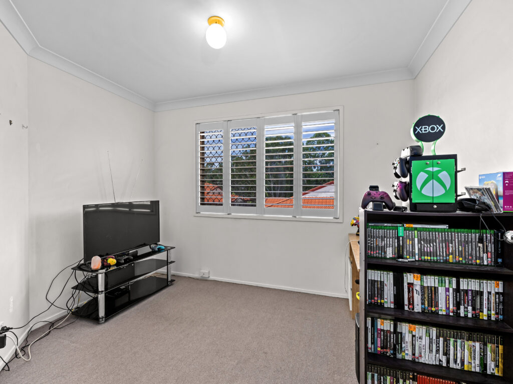 Townhouse-Brassall-QLD-R2-3937043