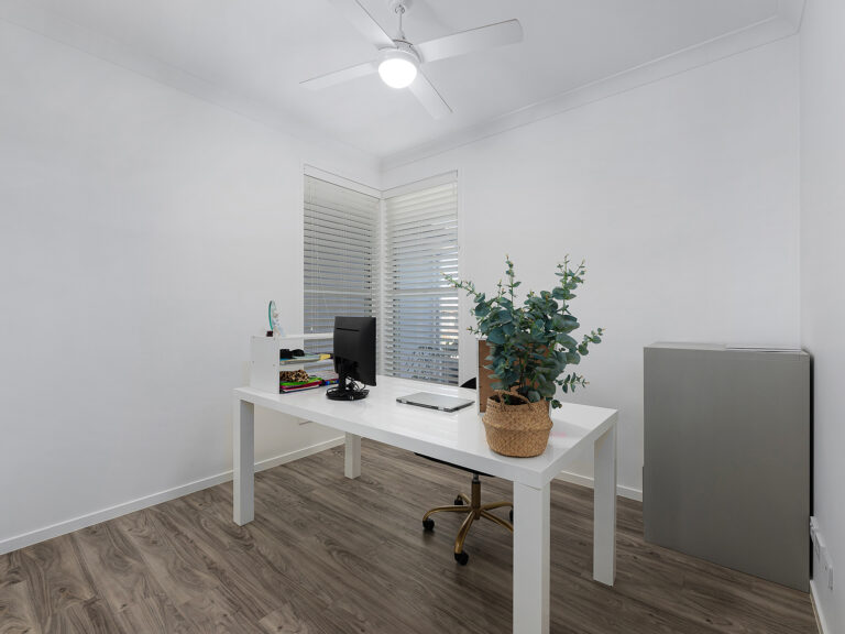 House-Deebing Heights-QLD-R2-3940666