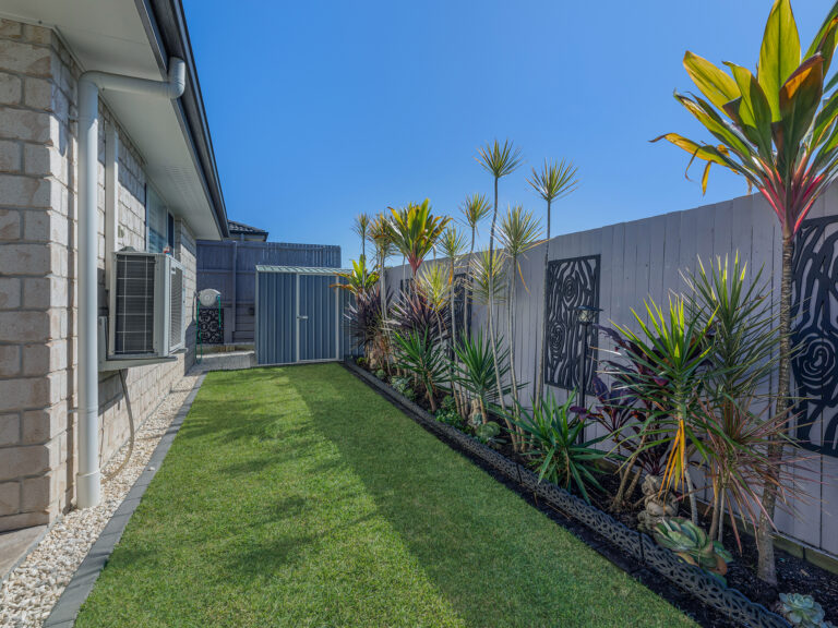 House-Deebing Heights-QLD-R2-3940666