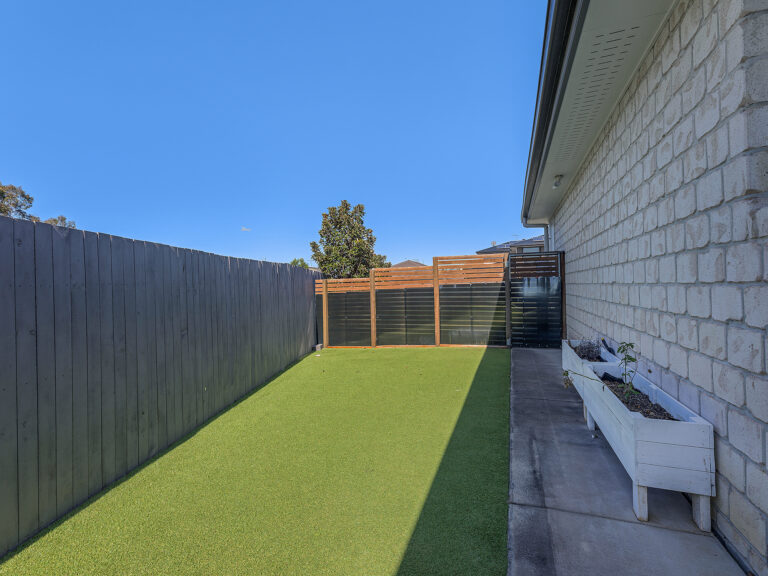 House-Deebing Heights-QLD-R2-3940666