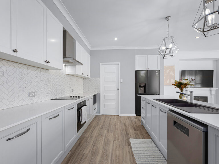 House-Deebing Heights-QLD-R2-3940666