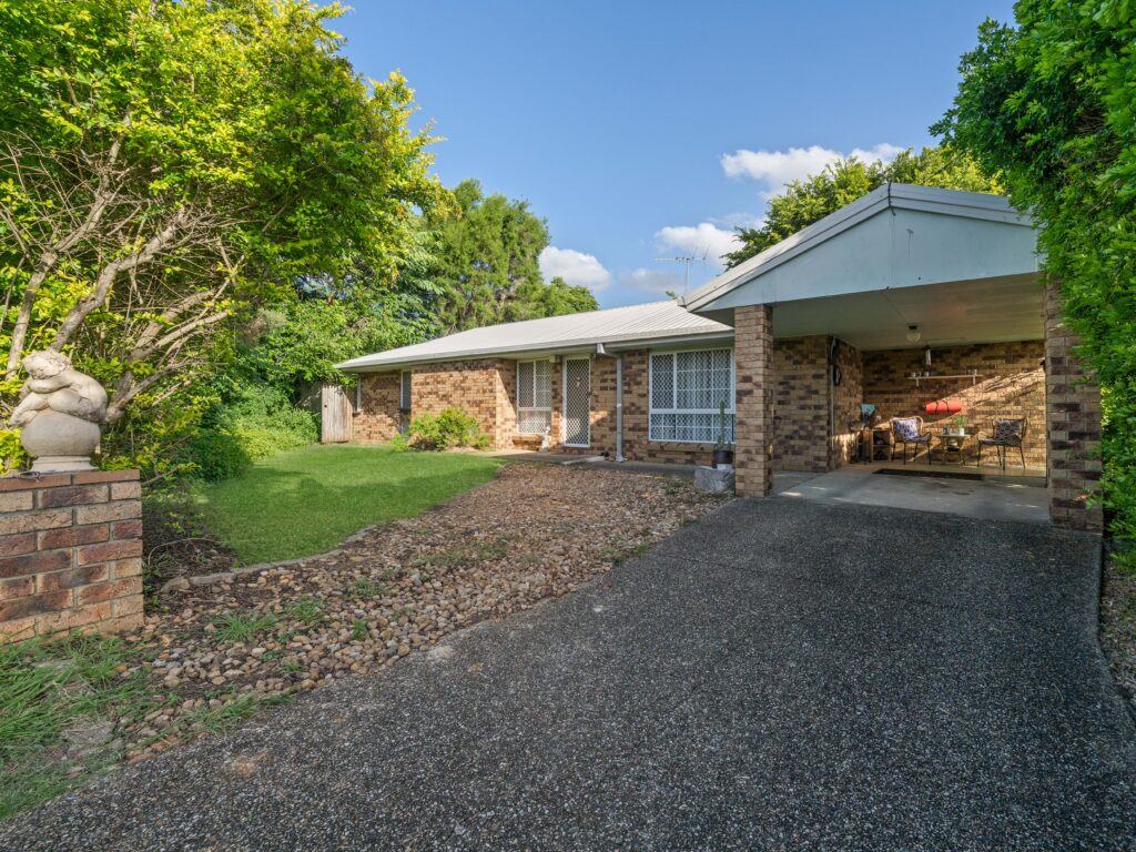 House-Redbank Plains-QLD-R2-3942363