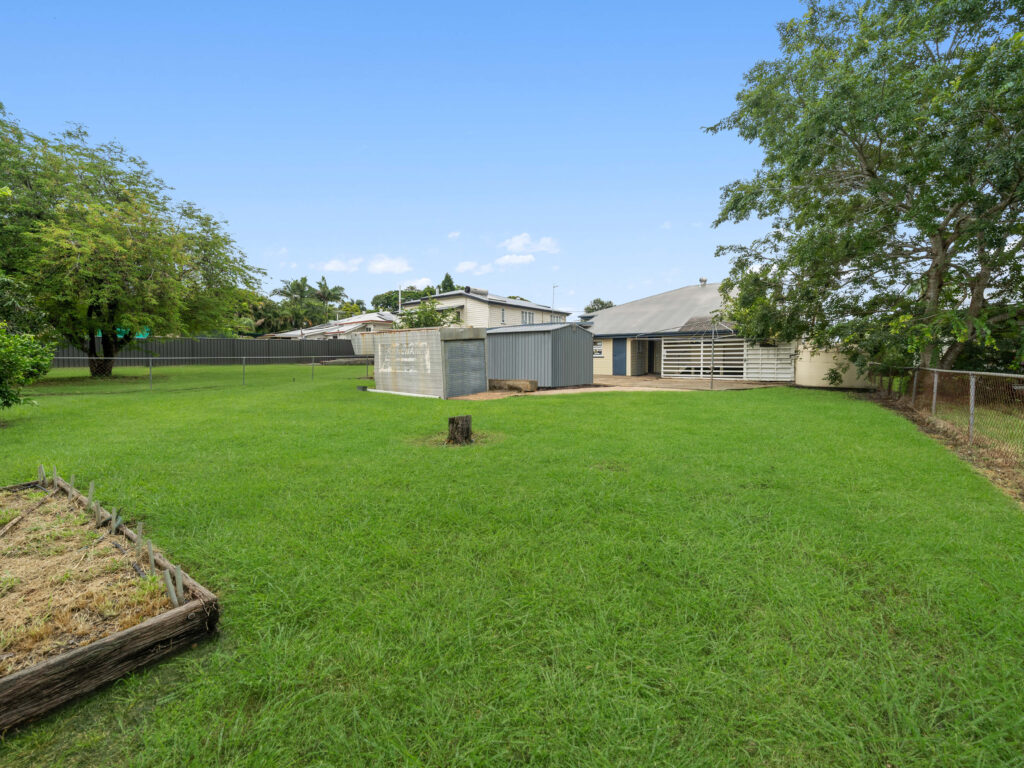6 McGrath Lane, Booval, QLD 4304
