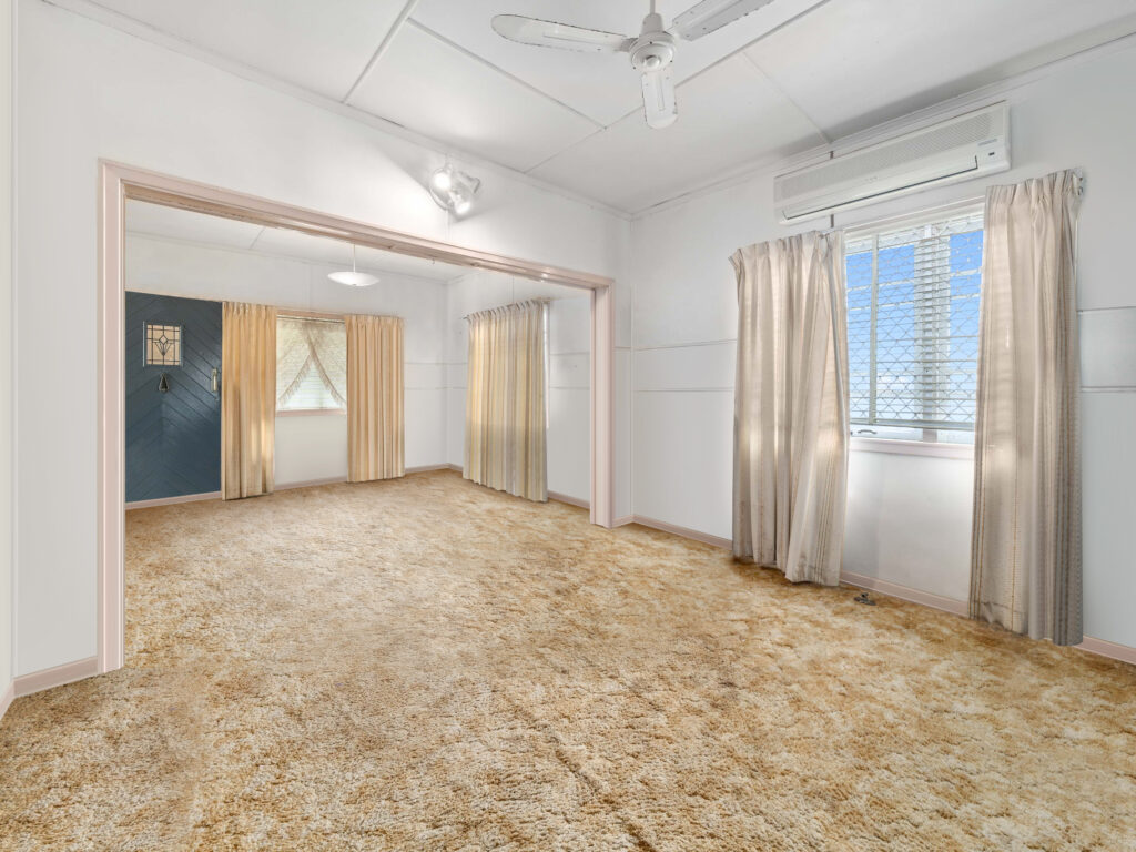 6 McGrath Lane, Booval, QLD 4304