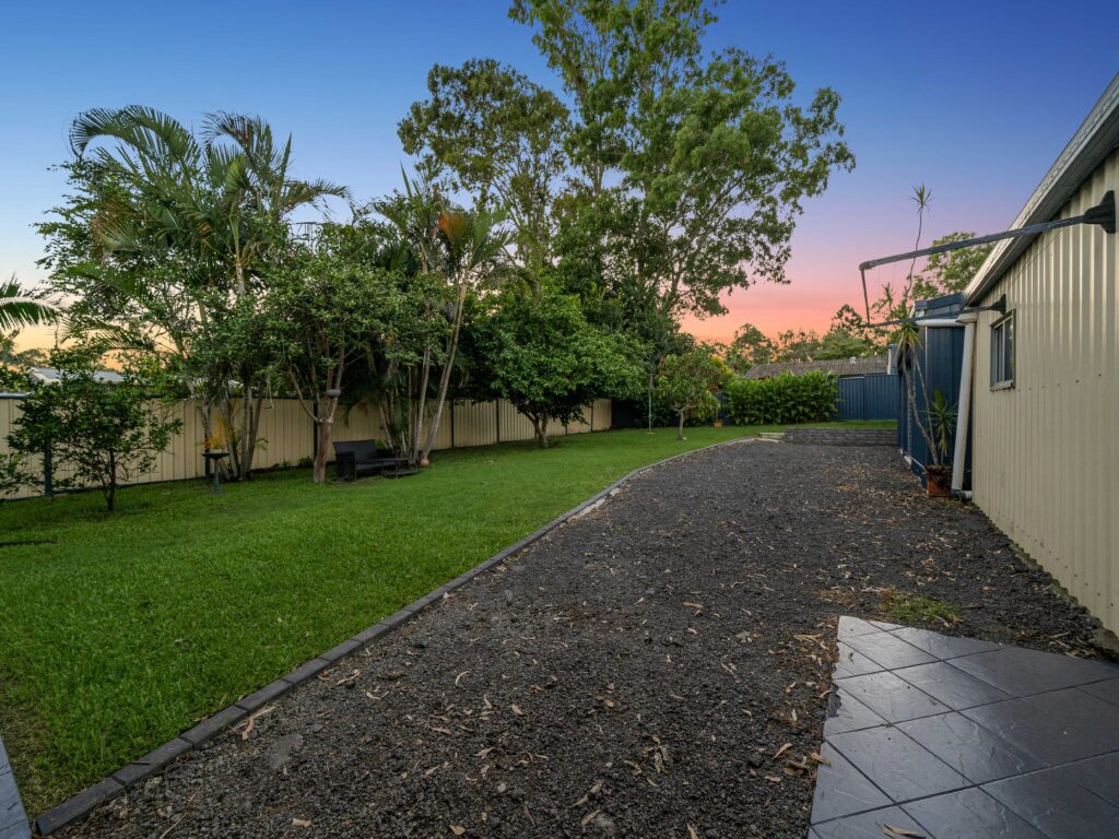 27 Duncan Street, Riverview, QLD 4303