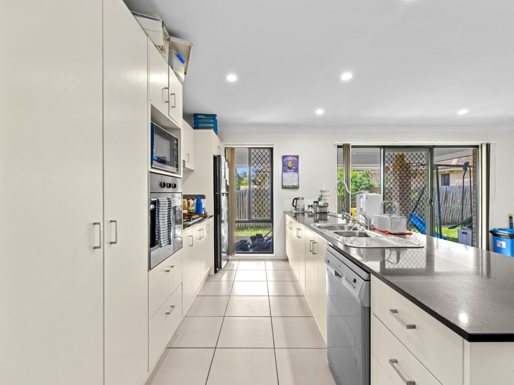 6 Jack Drive, Redbank Plains, QLD 4301