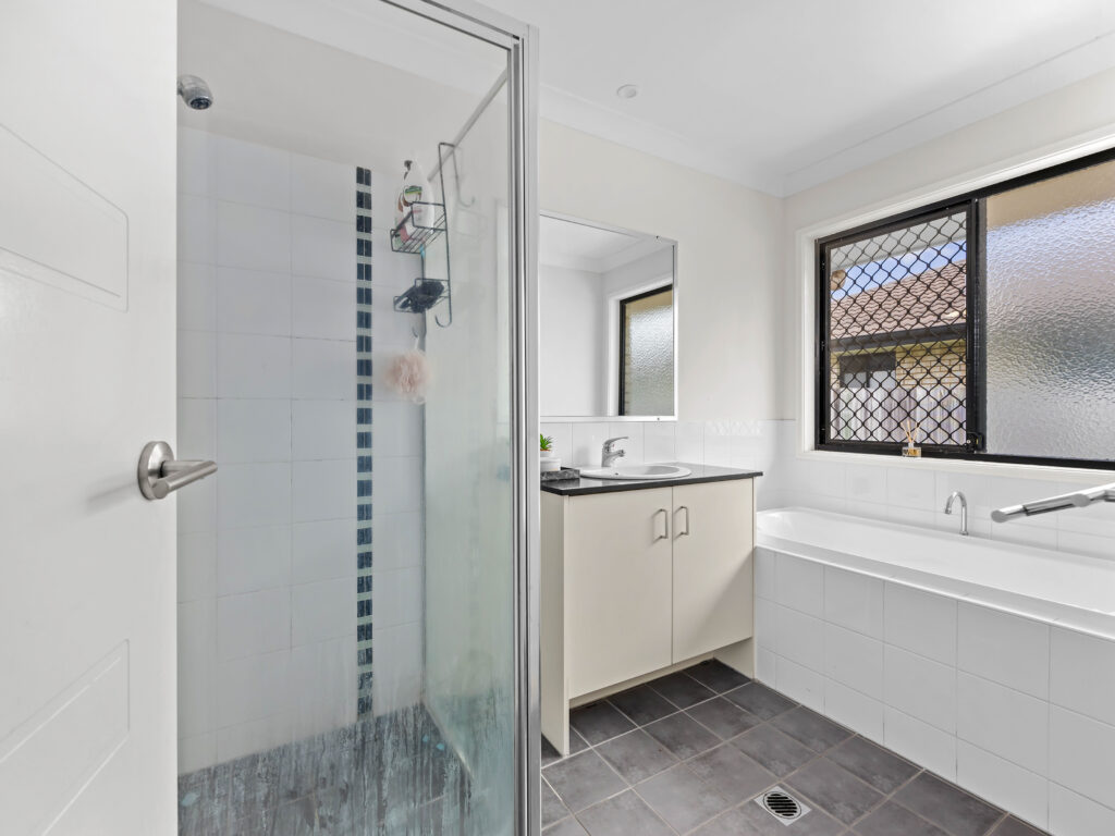 6 Jack Drive, Redbank Plains, QLD 4301