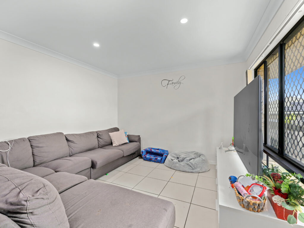 6 Jack Drive, Redbank Plains, QLD 4301