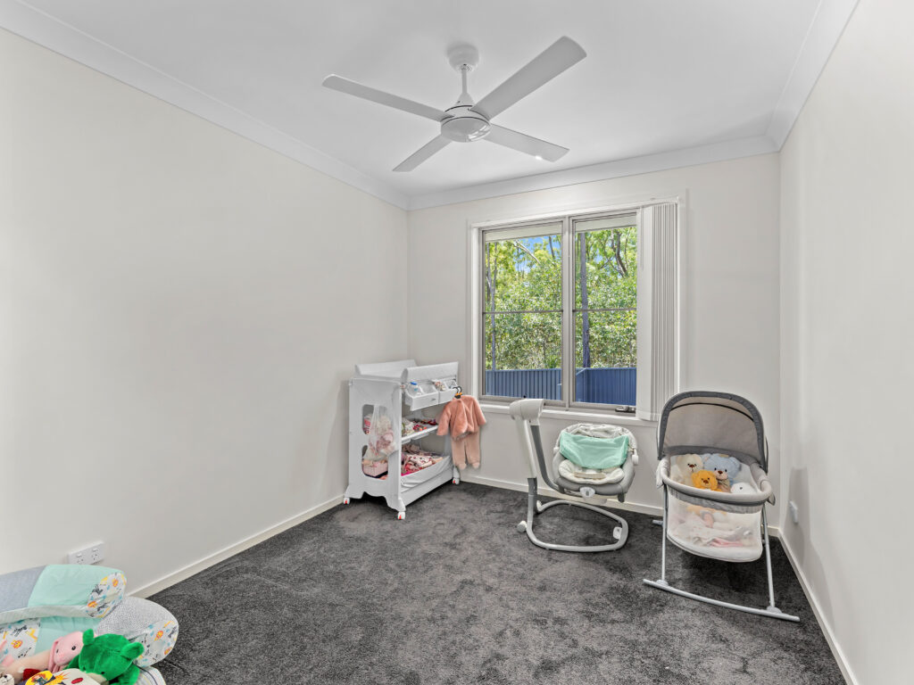 10/3 Cliffdale Place, Spring Mountain, QLD 4300