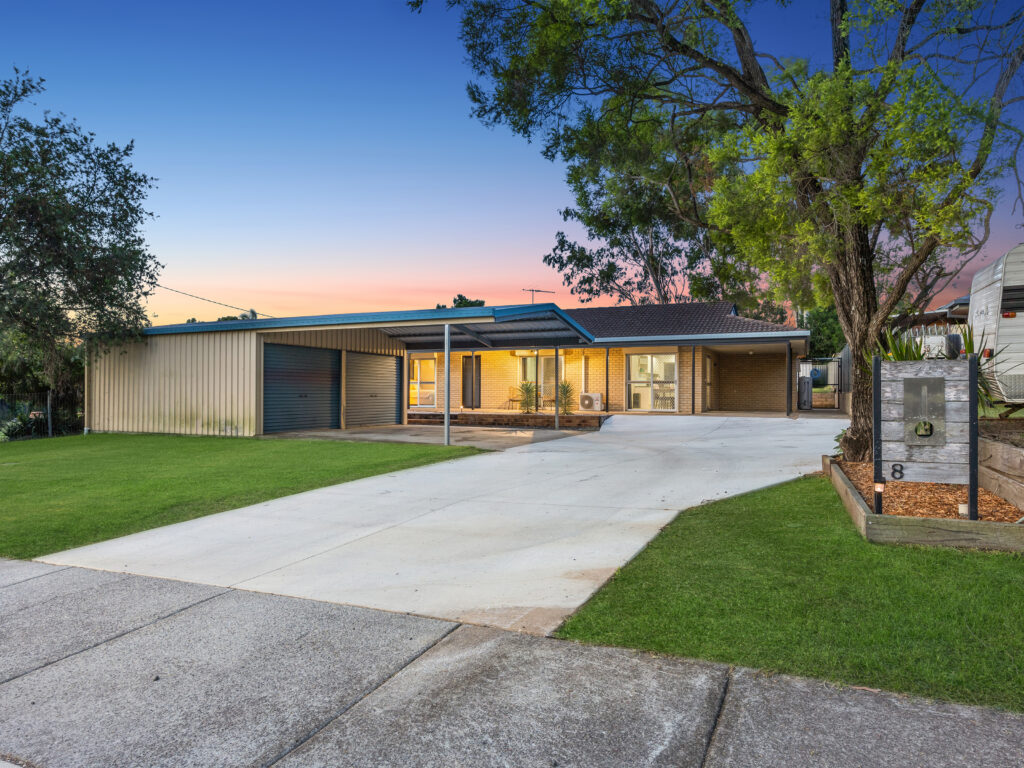 8 Scotts Road, Ripley, QLD 4306