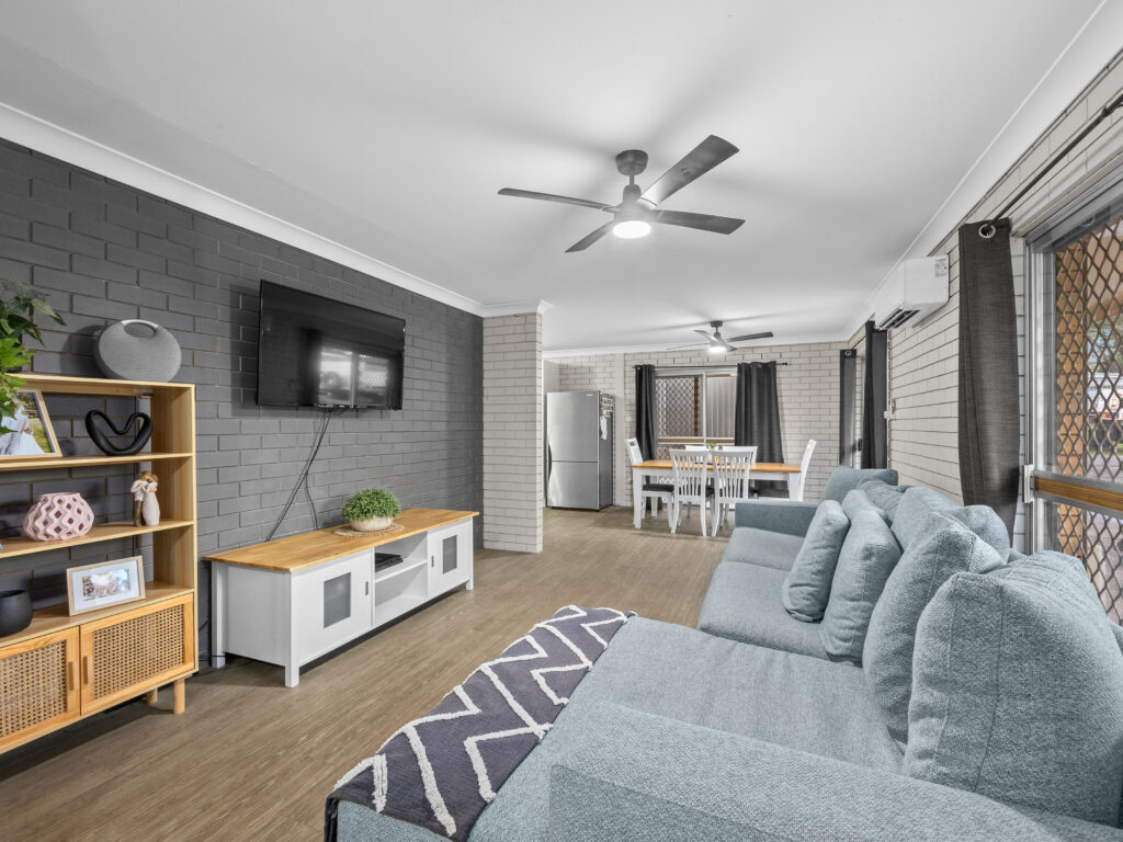 8 Scotts Road, Ripley, QLD 4306
