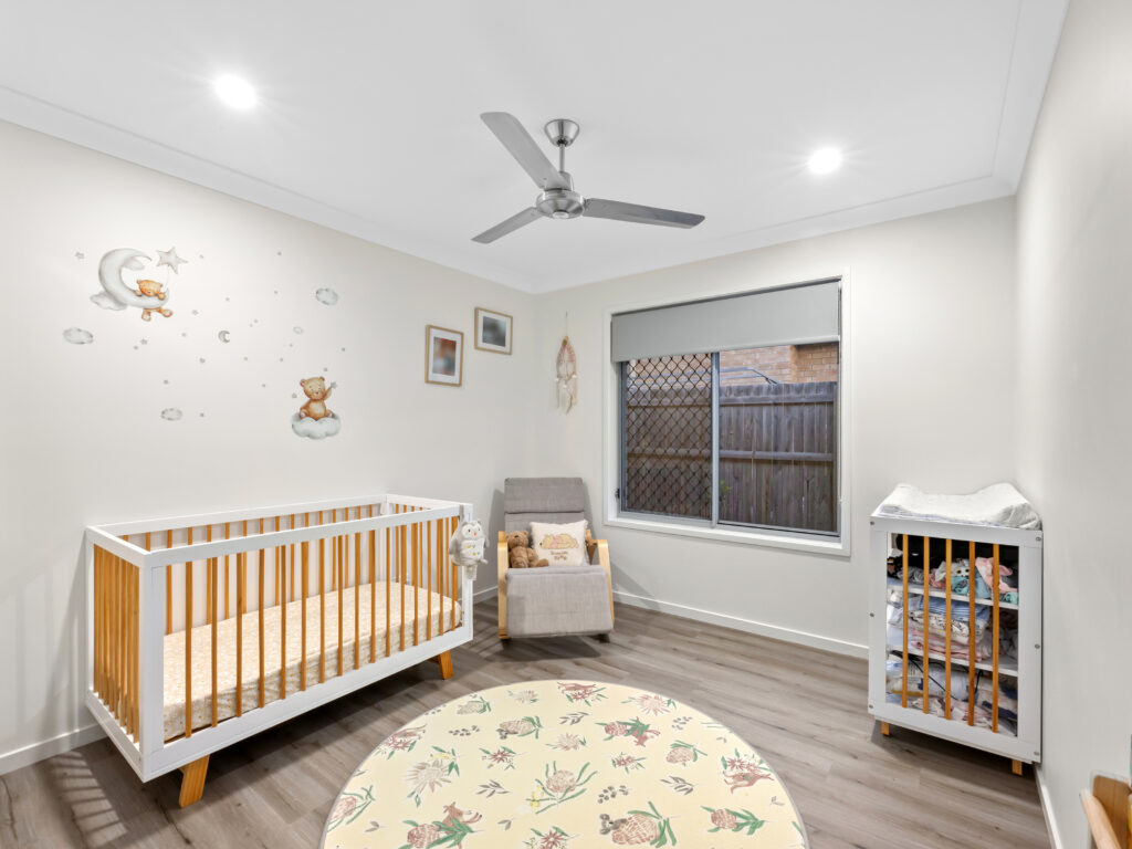 11 Heathcote Street, South Ripley, QLD 4306