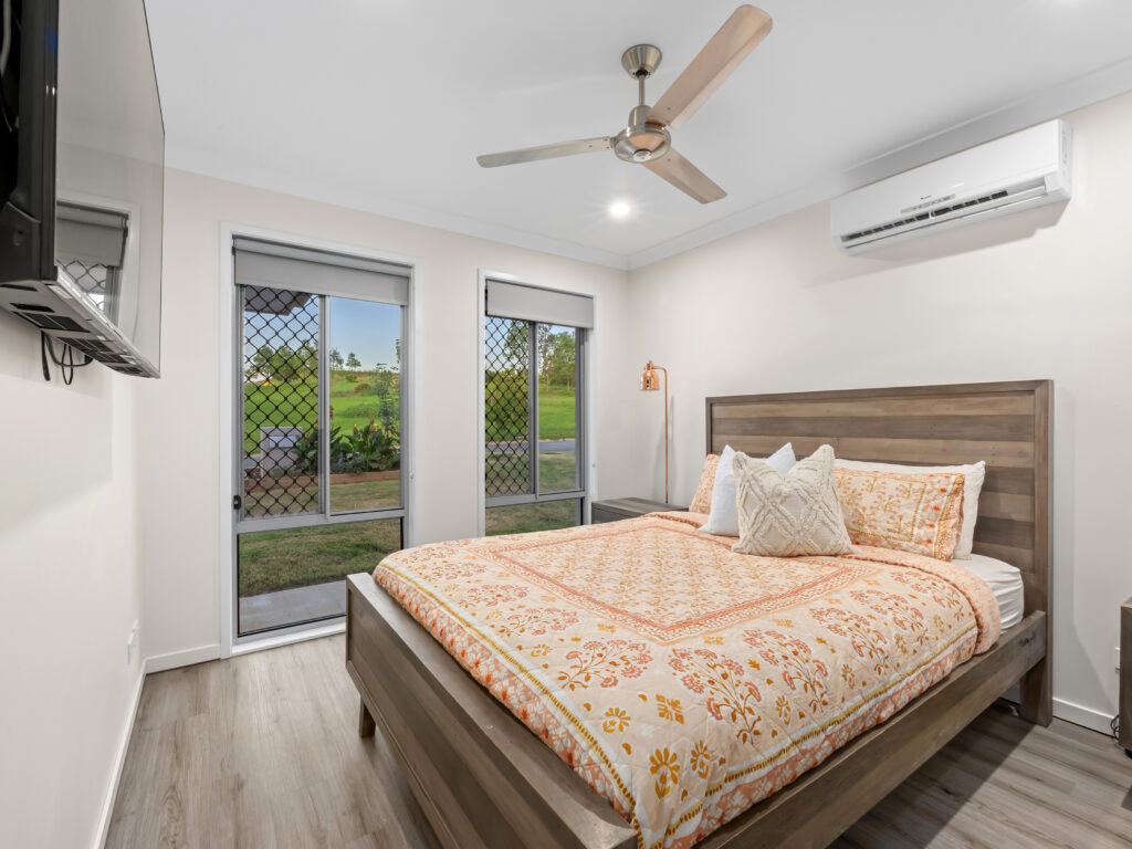 11 Heathcote Street, South Ripley, QLD 4306