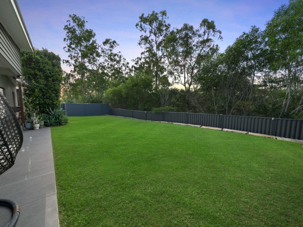 21 Dee Street, Deebing Heights, QLD 4306