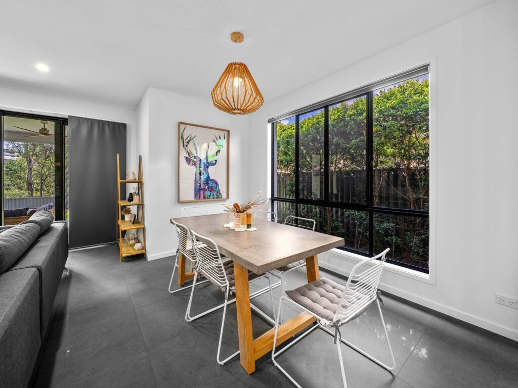 21 Dee Street, Deebing Heights, QLD 4306