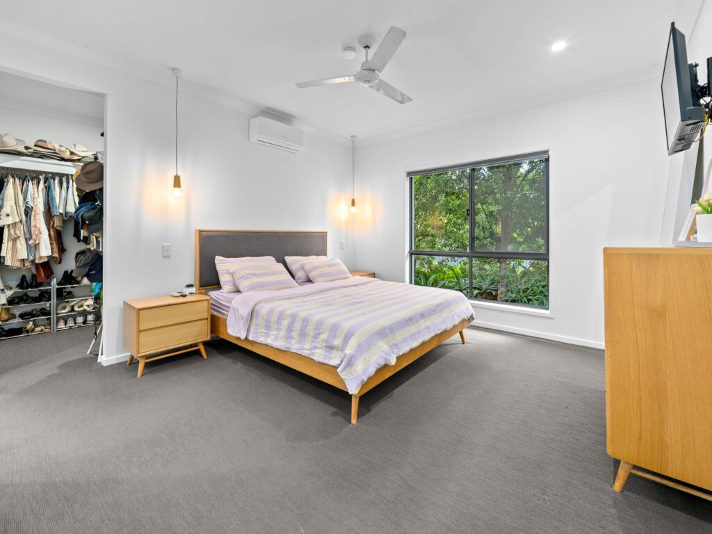 21 Dee Street, Deebing Heights, QLD 4306