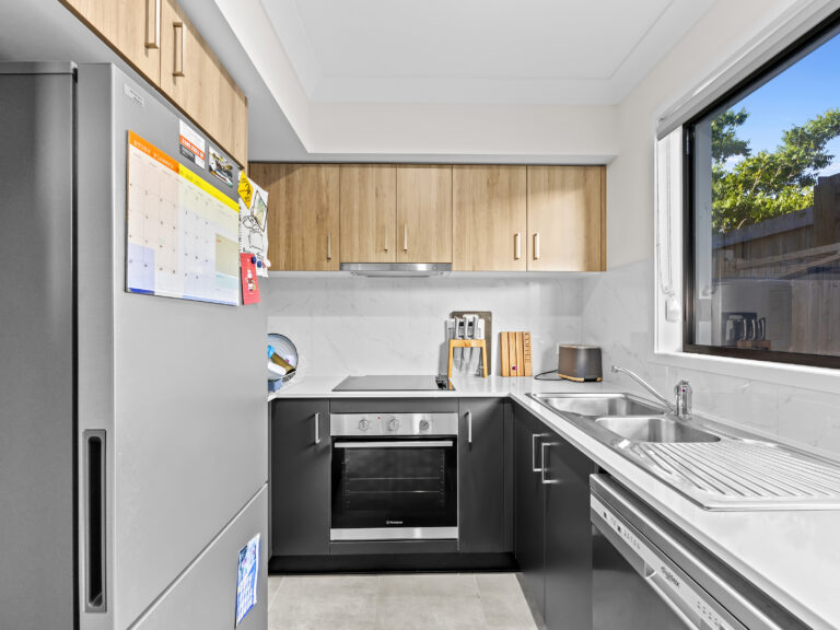 House-Deebing Heights-QLD-R2-3974977