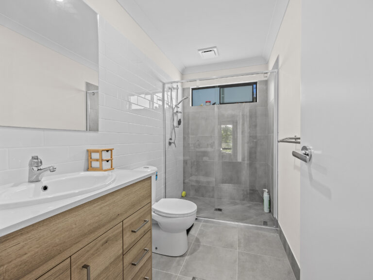 House-Deebing Heights-QLD-R2-3974977