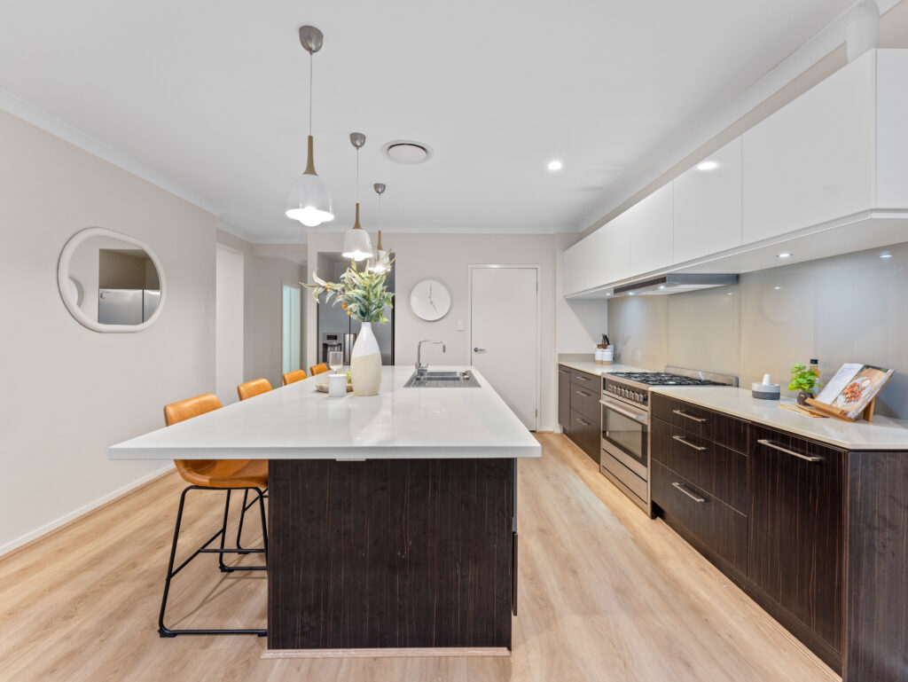 79 Chestnut Drive, Pine Mountain, QLD 4306