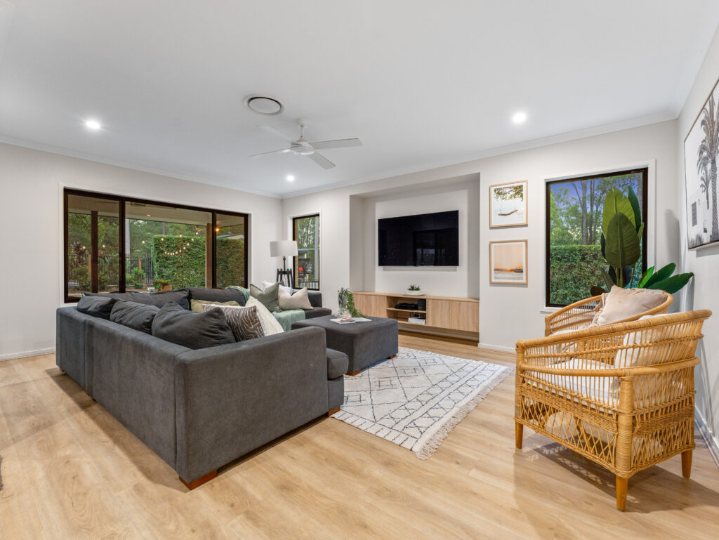79 Chestnut Drive, Pine Mountain, QLD 4306
