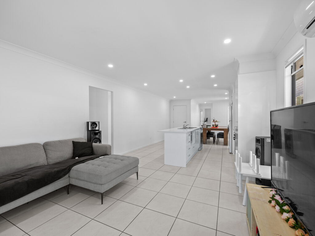 House-Redbank Plains-QLD-R2-3978634