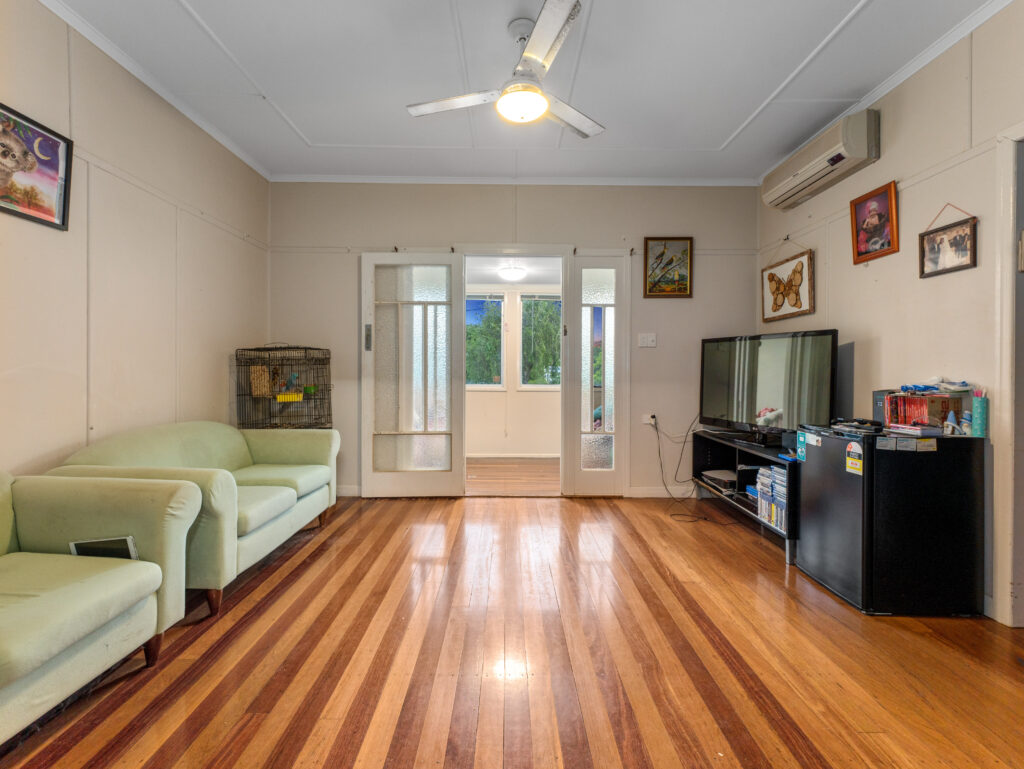 48 Albert Street, North Ipswich, QLD 4305