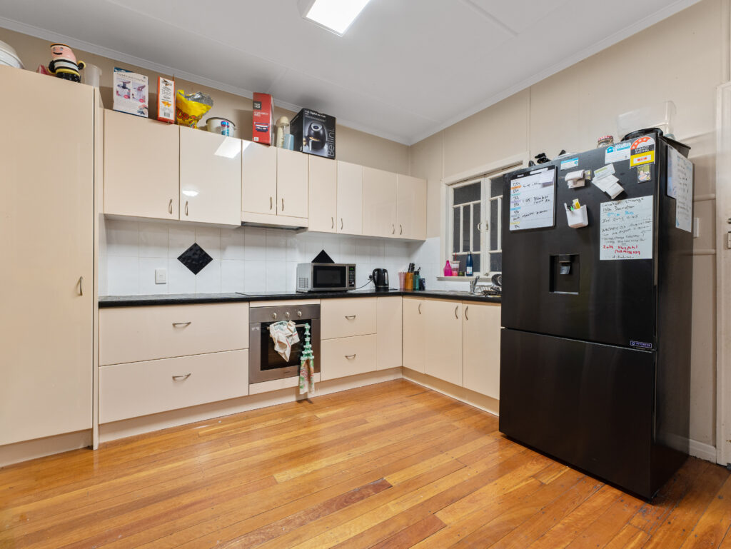 48 Albert Street, North Ipswich, QLD 4305