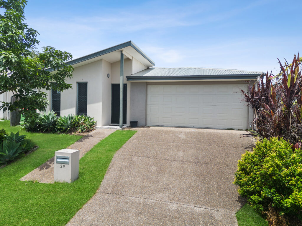 29 Meadows Circuit, Bellbird Park, QLD 4300