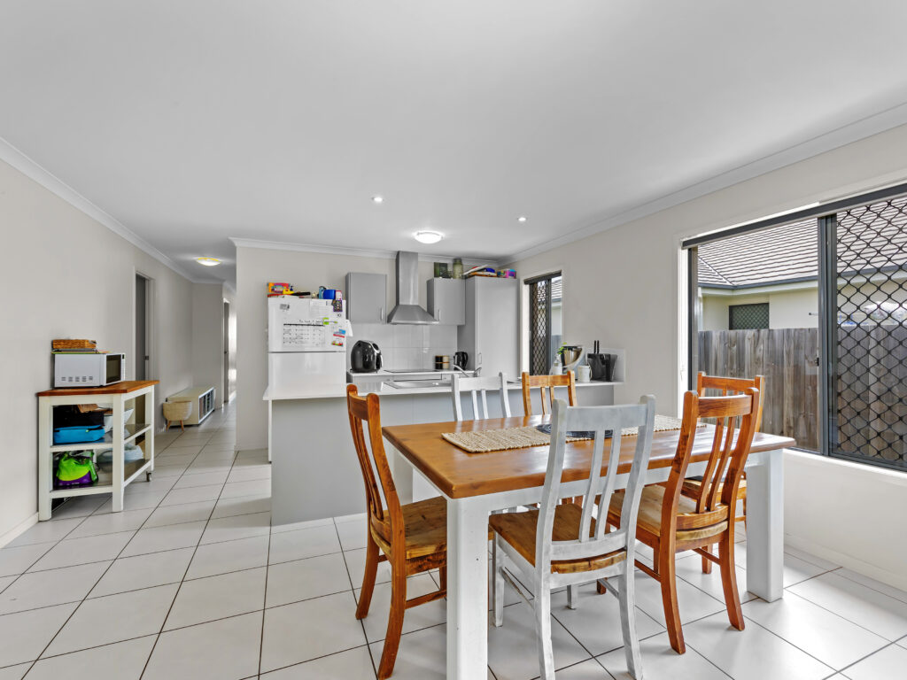 29 Meadows Circuit, Bellbird Park, QLD 4300