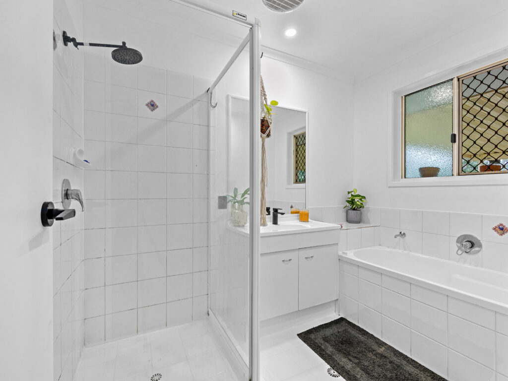 41 Palma Rosa Drive, Wulkuraka, QLD 4305