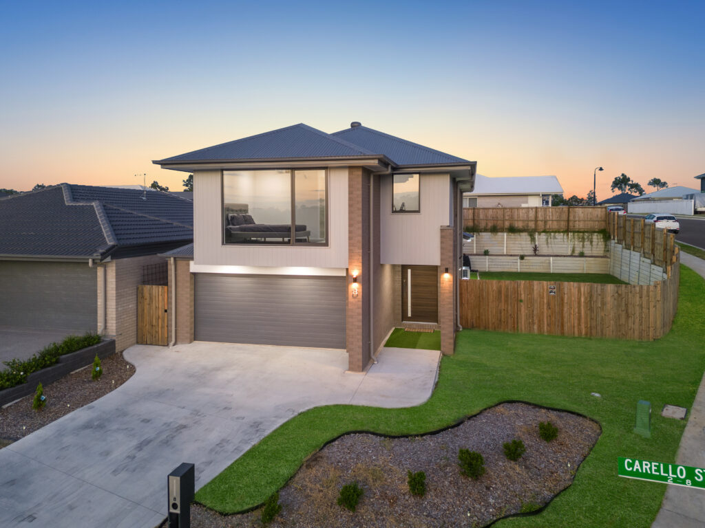 8 Carello Street, Ripley, QLD 4306