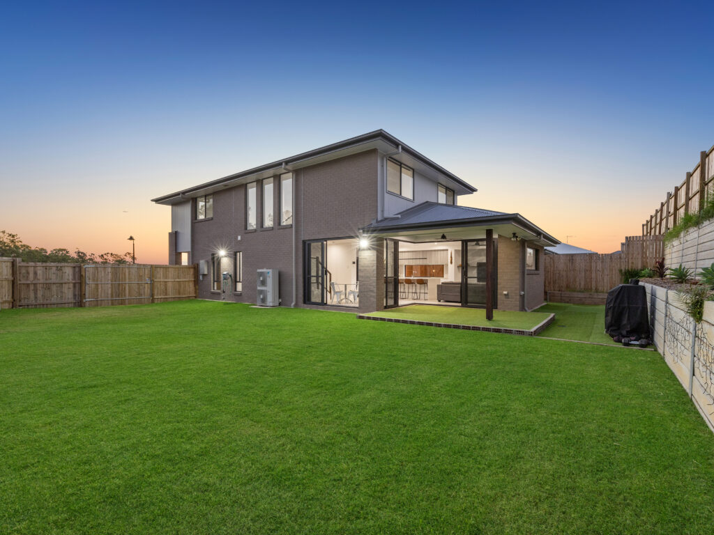 8 Carello Street, Ripley, QLD 4306