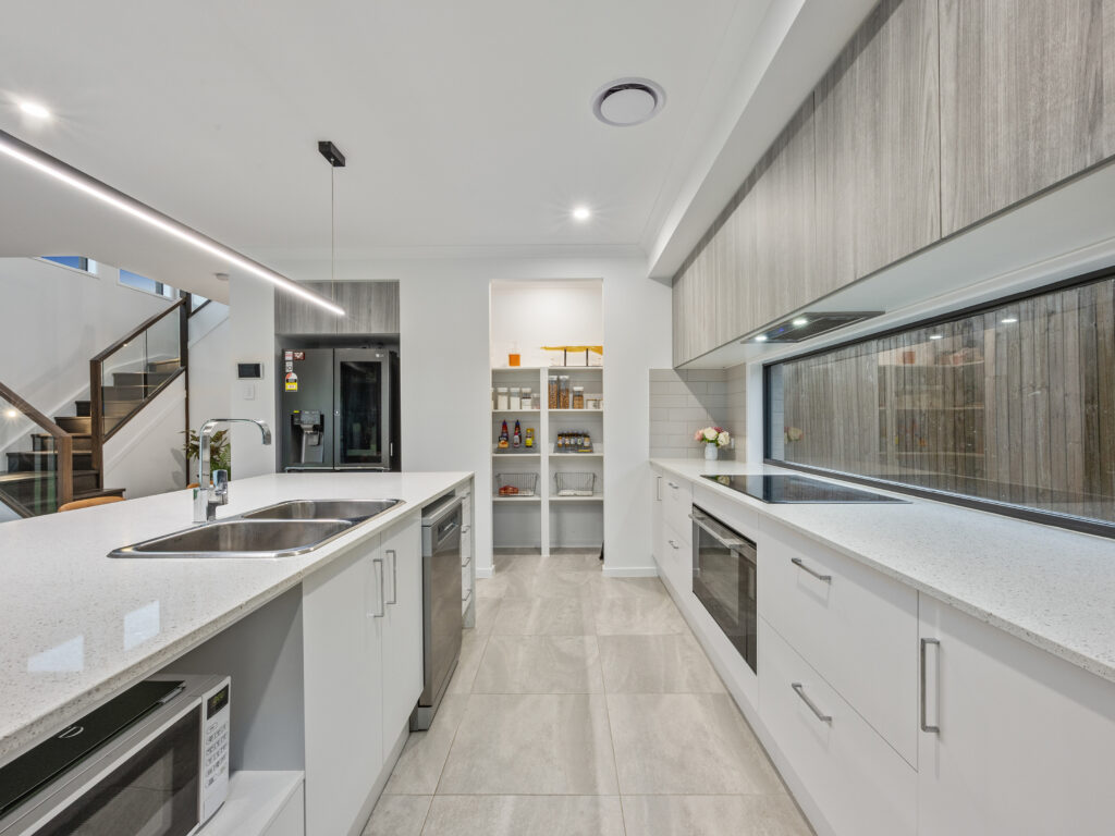 8 Carello Street, Ripley, QLD 4306