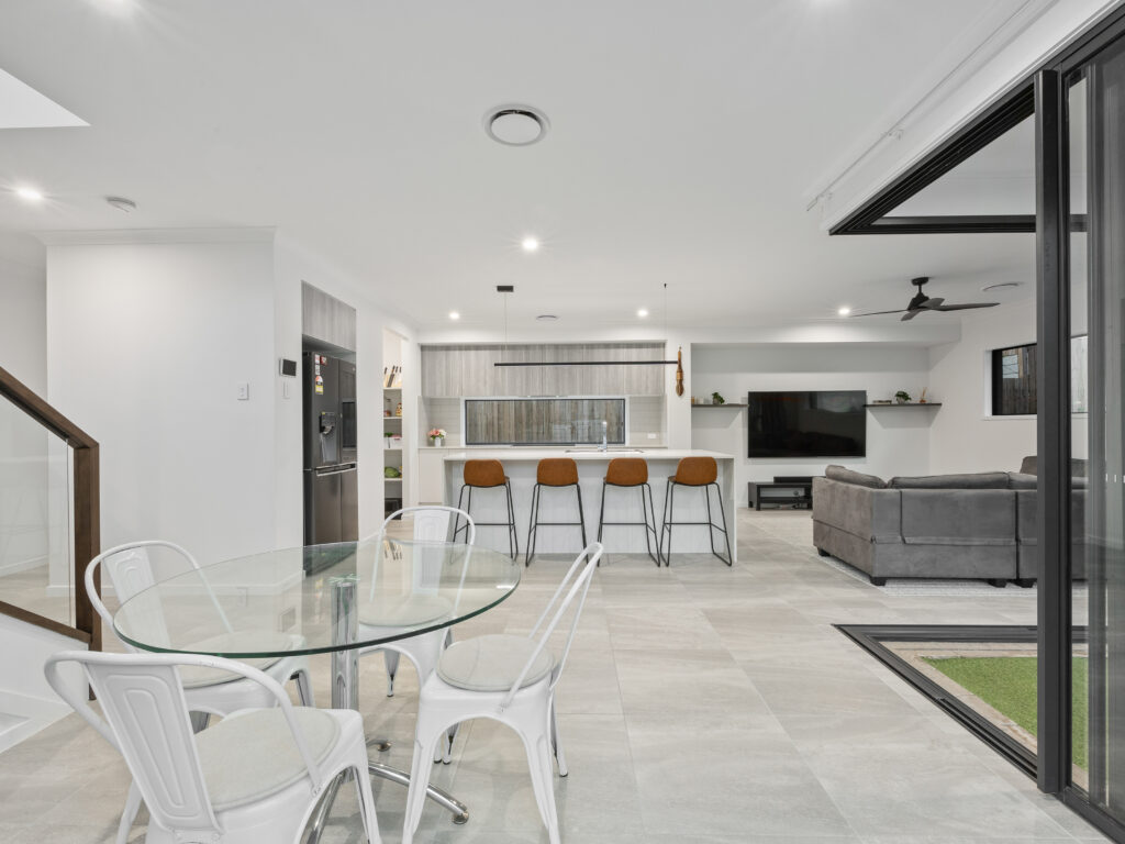 8 Carello Street, Ripley, QLD 4306