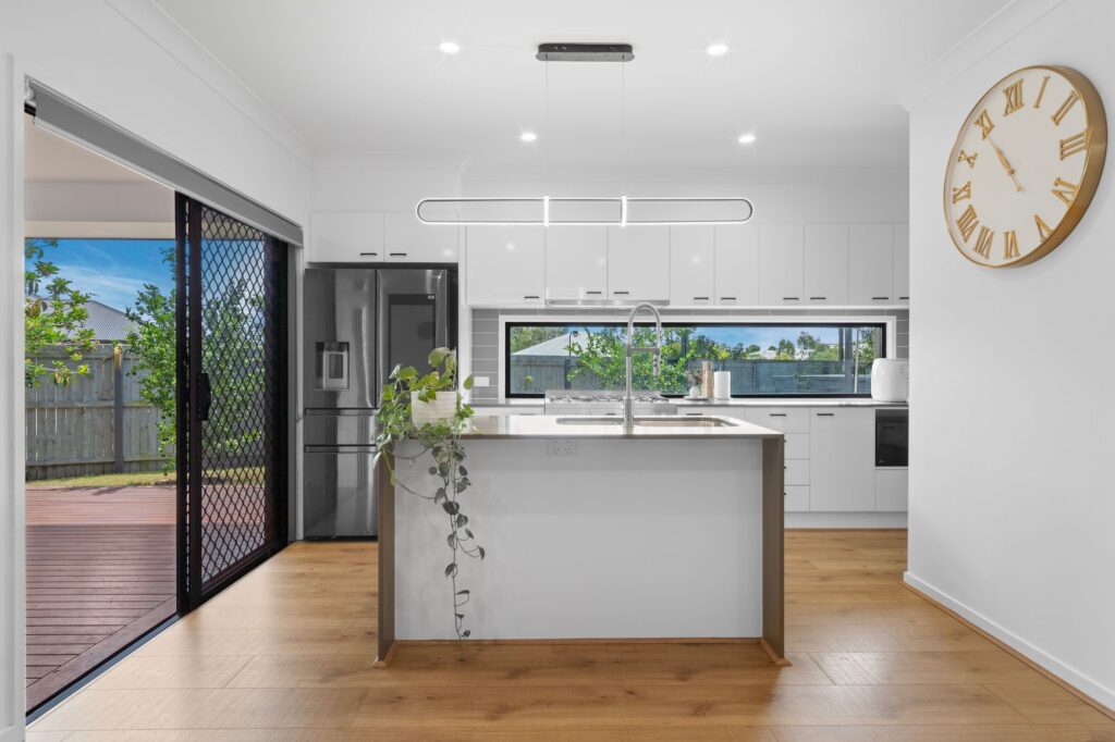 30 Bottlebrush Drive, Deebing Heights, QLD 4306