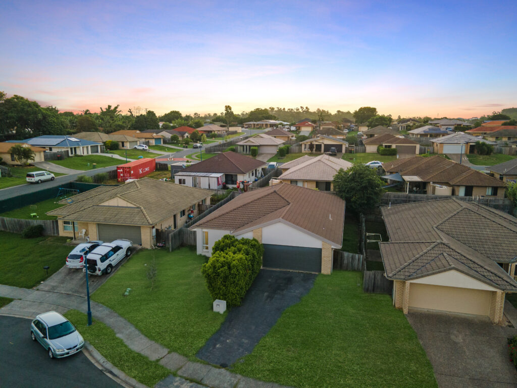 House-Redbank Plains-QLD-R2-3982880