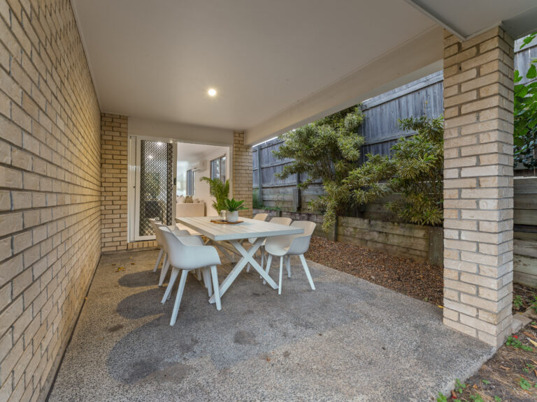 House-Redbank Plains-QLD-R2-3982880