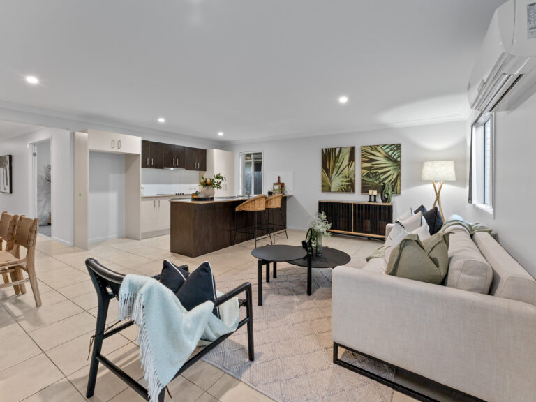 House-Redbank Plains-QLD-R2-3982880
