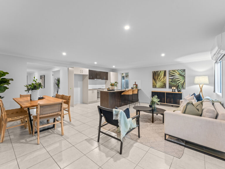 House-Redbank Plains-QLD-R2-3982880