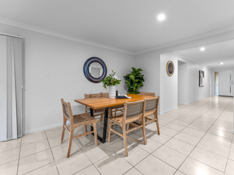 House-Redbank Plains-QLD-R2-3982880