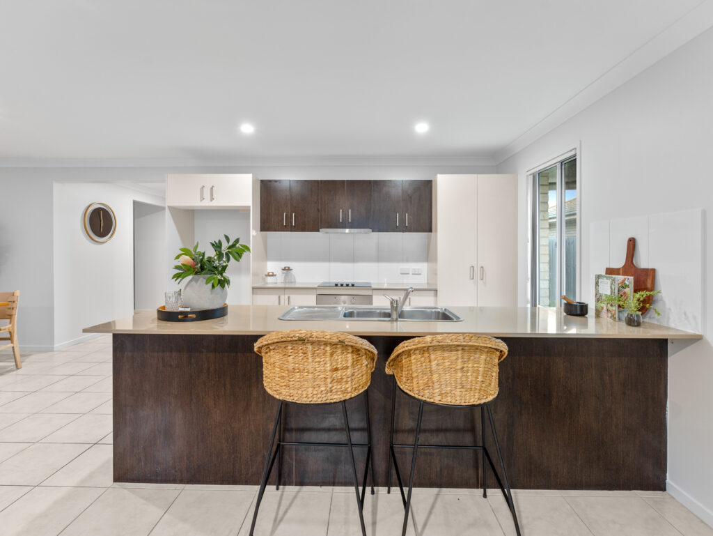 House-Redbank Plains-QLD-R2-3982880