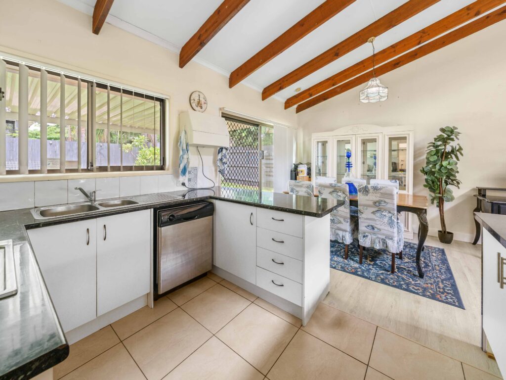10 Kennedy Drive, Redbank Plains, QLD 4301