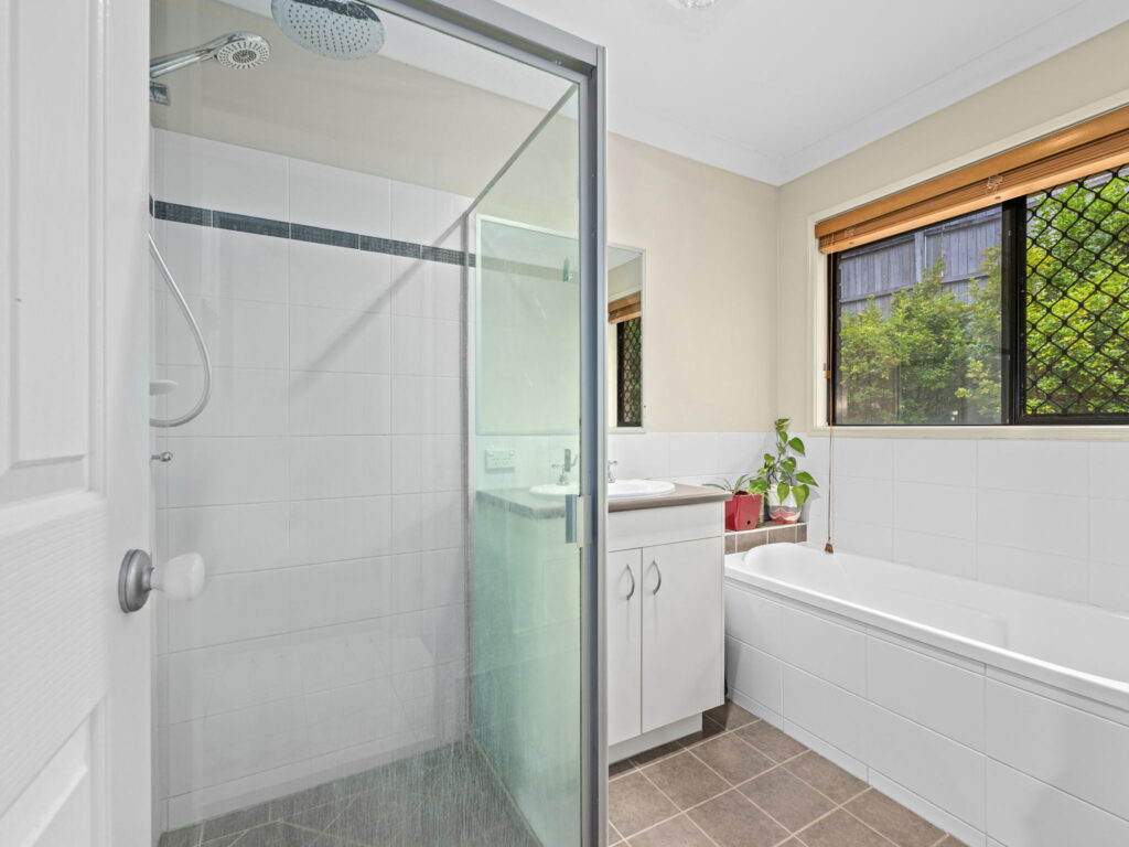 22 Harrison Grove, Deebing Heights, QLD 4306