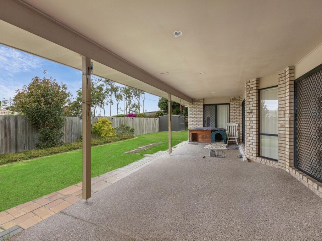 22 Harrison Grove, Deebing Heights, QLD 4306
