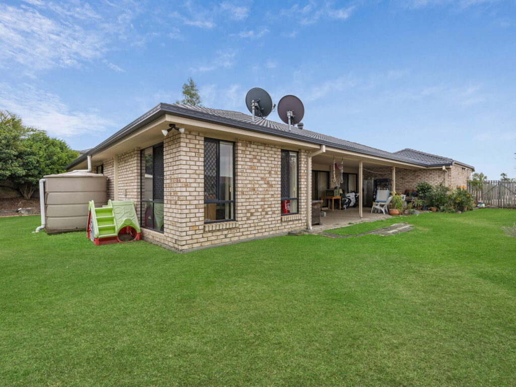 22 Harrison Grove, Deebing Heights, QLD 4306