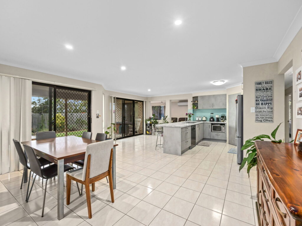 22 Harrison Grove, Deebing Heights, QLD 4306
