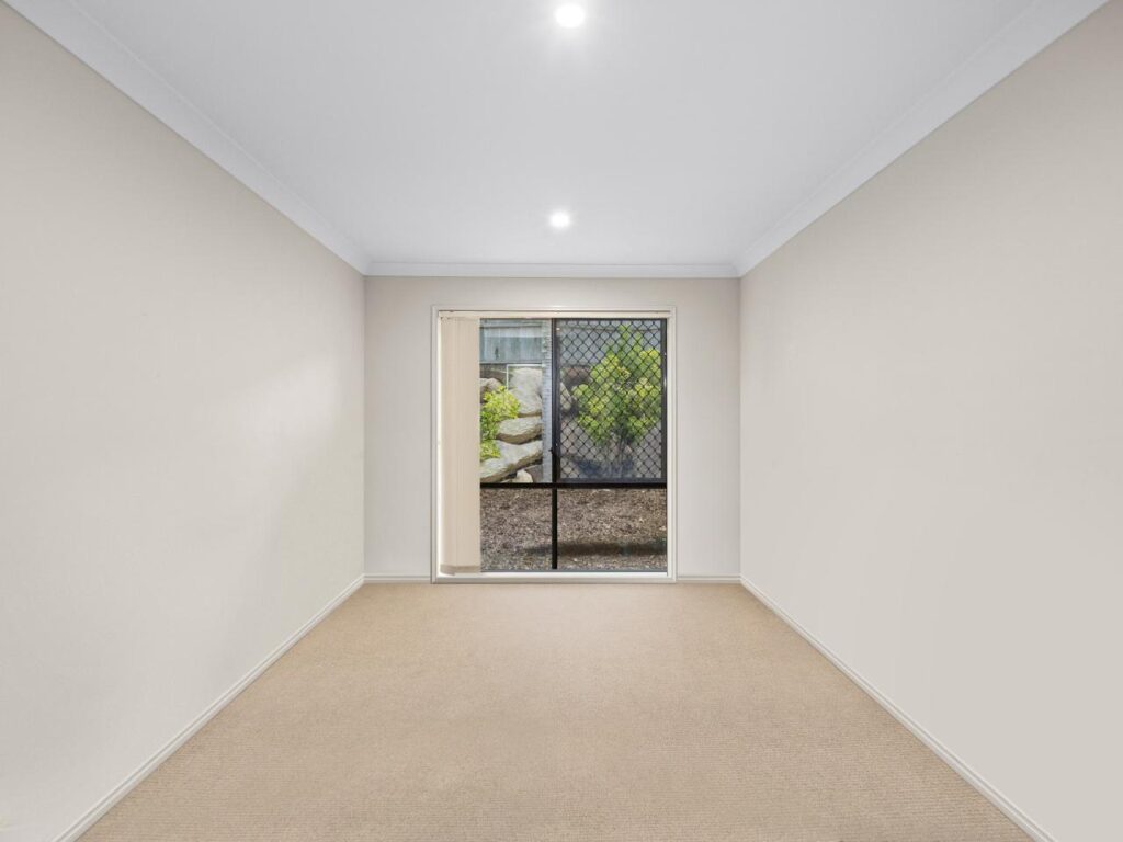 22 Harrison Grove, Deebing Heights, QLD 4306